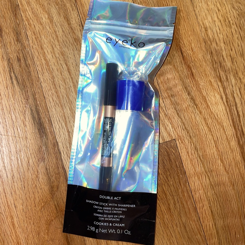 Eyeko London Double Act Shadow Stick with Sharpener Cookies & Cream